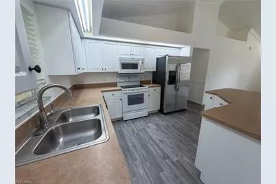924 NW 12th Pl, Cape Coral, FL 33993 - Photo 3