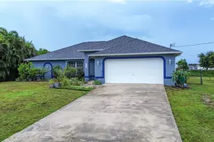 924 NW 12th Pl, Cape Coral, FL 33993 - Photo 1