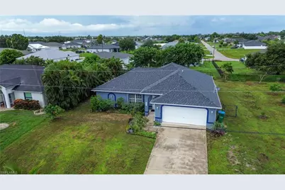 924 NW 12th Pl, Cape Coral, FL 33993 - Photo 37