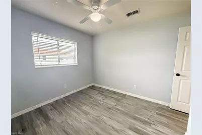 924 NW 12th Pl, Cape Coral, FL 33993 - Photo 21