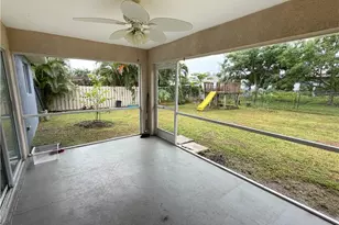 924 NW 12th Pl, Cape Coral, FL 33993 - Photo 31