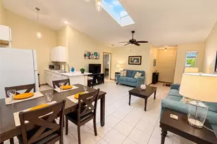 5120 SW Courtyards Ct, Cape Coral, FL 33914 - Photo 9