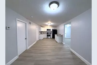 2117 Mitchell Ct #F, Fort Myers, FL 33916 - Photo 7