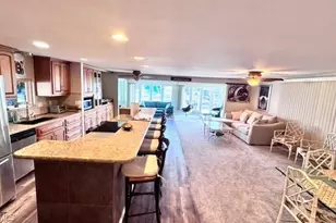 5545 Sir Walter Way, North Fort Myers, FL 33917 - Photo 3