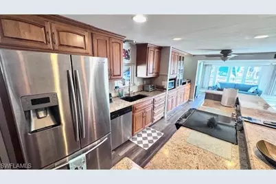 5545 Sir Walter Way, North Fort Myers, FL 33917 - Photo 5