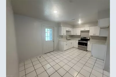 5637 Seventh Ave, Fort Myers, FL 33907 - Photo 3