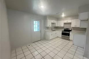 5637 Seventh Ave, Fort Myers, FL 33907 - Photo 3
