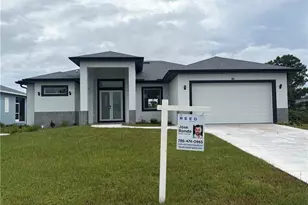 95 Brig Cir E, Placida, FL 33946 - Photo 1