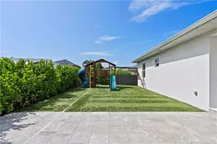 26724 Morton Ave, Bonita Springs, FL 34135 - Photo 27