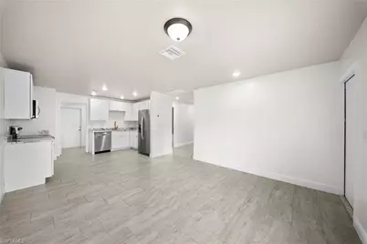 2405 Maple Ave, Fort Myers, FL 33901 - Photo 7