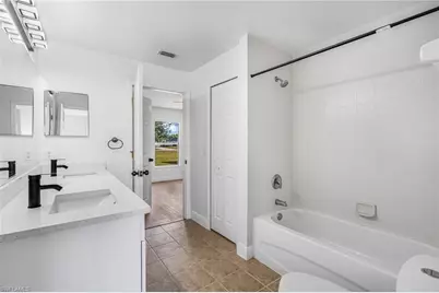 323 NW 10th St, Cape Coral, FL 33993 - Photo 13