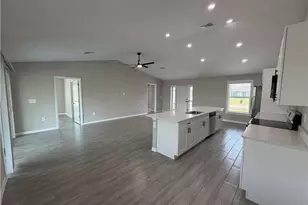 1410 NE Juanita Pl, Cape Coral, FL 33909 - Photo 9
