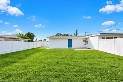 1117 Vineyard St, Lehigh Acres, FL 33936 - Photo 15