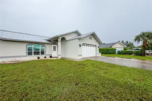 317 SE 25th Terrace, Cape Coral, FL 33904 - Photo 5