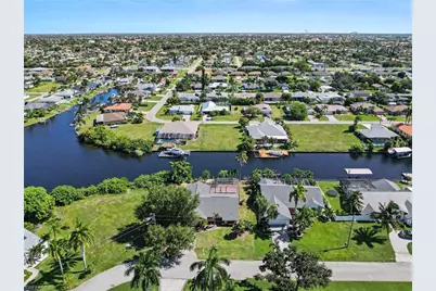 4221 SW 2nd Ave, Cape Coral, FL 33914 - Photo 17