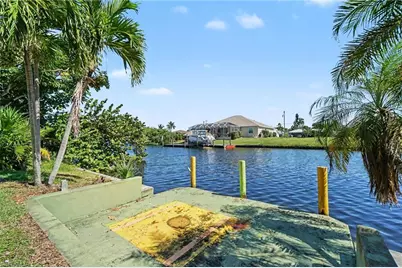 4221 SW 2nd Ave, Cape Coral, FL 33914 - Photo 15