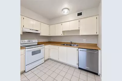 4777 Orange Grove Blvd #1, North Fort Myers, FL 33903 - Photo 5