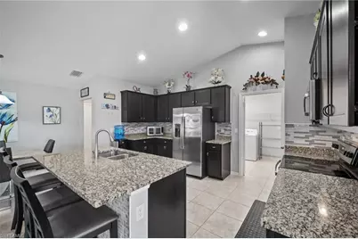 306 NW 11th St, Cape Coral, FL 33993 - Photo 7