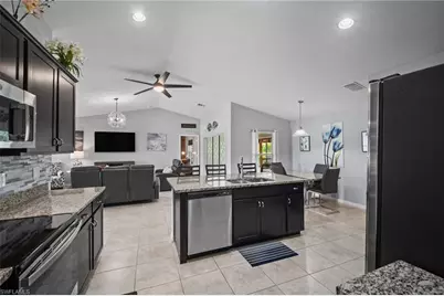 306 NW 11th St, Cape Coral, FL 33993 - Photo 9