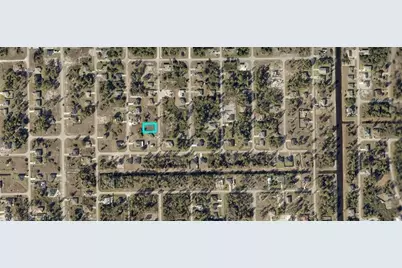 740 Gaylord Ave S, Lehigh Acres, FL 33974 - Photo 9