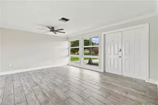 1805 Cornwallis Pkwy, Cape Coral, FL 33904 - Photo 7