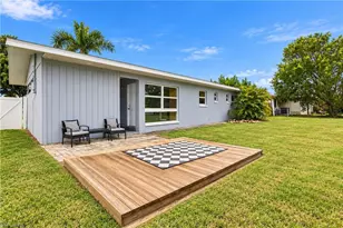 1805 Cornwallis Pkwy, Cape Coral, FL 33904 - Photo 31