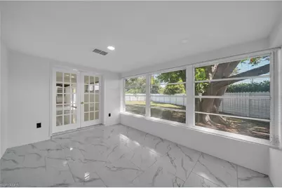 139 E Lake Dr, Lehigh Acres, FL 33936 - Photo 27
