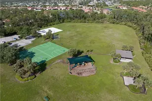 2444 Laurentina Ln, Cape Coral, FL 33909 - Photo 51
