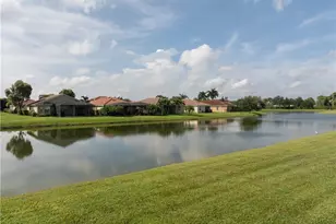 2444 Laurentina Ln, Cape Coral, FL 33909 - Photo 37