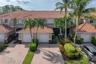 2444 Laurentina Ln, Cape Coral, FL 33909 - Photo 3