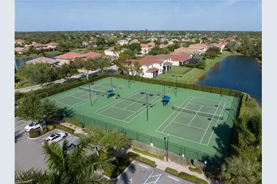 2444 Laurentina Ln, Cape Coral, FL 33909 - Photo 49