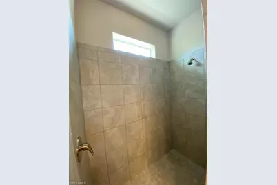 1627 NW 9th St, Cape Coral, FL 33993 - Photo 11