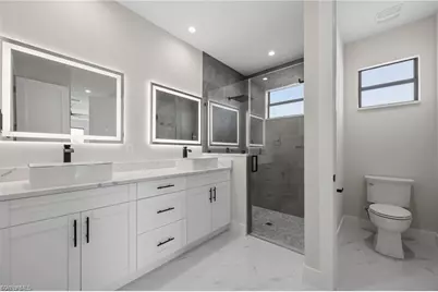 2015 NW 21st St, Cape Coral, FL 33993 - Photo 25