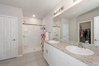 3004 45th St SW, Lehigh Acres, FL 33976 - Photo 9