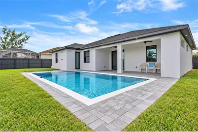 2107 SW 15th Pl, Cape Coral, FL 33991 - Photo 33