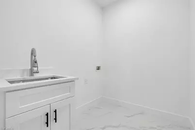 2107 SW 15th Pl, Cape Coral, FL 33991 - Photo 29