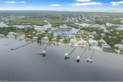 7760 Bocilla Ln, Bokeelia, FL 33922 - Photo 27