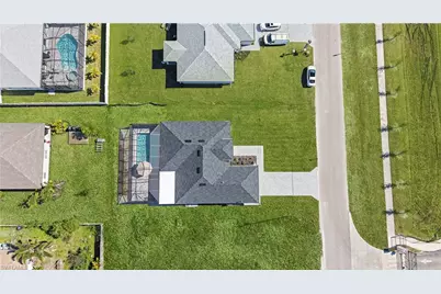 2817 SW 3rd St, Cape Coral, FL 33991 - Photo 5