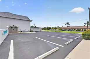 3927 SE 11th Pl, Cape Coral, FL 33904 - Photo 35