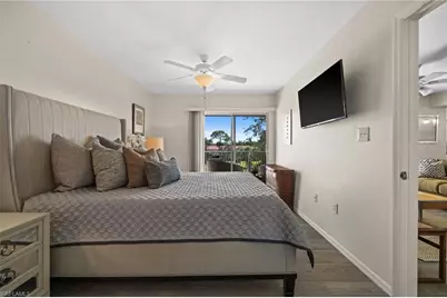 481 Quail Forest Blvd #304, Naples, FL 34105 - Photo 13