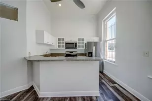 2260 First St, Fort Myers, FL 33901 - Photo 15