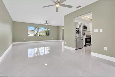 1004 SW 51st Ter, Cape Coral, FL 33914 - Photo 5
