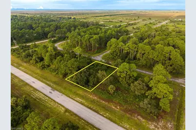 124 Horseshoe Loop, Labelle, FL 33935 - Photo 13