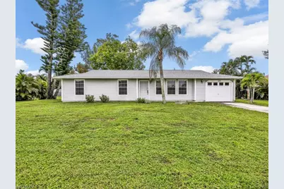 334 SW 28th Ter, Cape Coral, FL 33914 - Photo 1