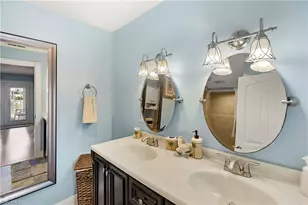 220 Curlew St, Fort Myers Beach, FL 33931 - Photo 7