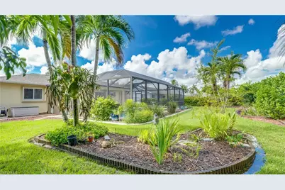 929 SE 6th Ter, Cape Coral, FL 33990 - Photo 33