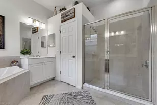 3750 Lakeview Isle Ct, Fort Myers, FL 33905 - Photo 37