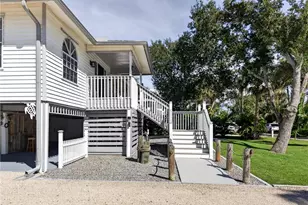 13370 Almond Dr, Fort Myers, FL 33908 - Photo 17