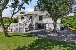 13370 Almond Dr, Fort Myers, FL 33908 - Photo 3