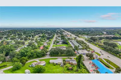 2901 Parkview Dr, Fort Myers, FL 33905 - Photo 21